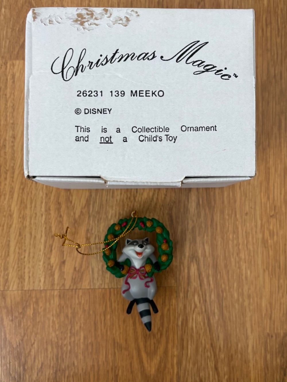 1995 Grolier Disney Christmas Magic 26231 Ornament & Box - Meeko Pocahonta